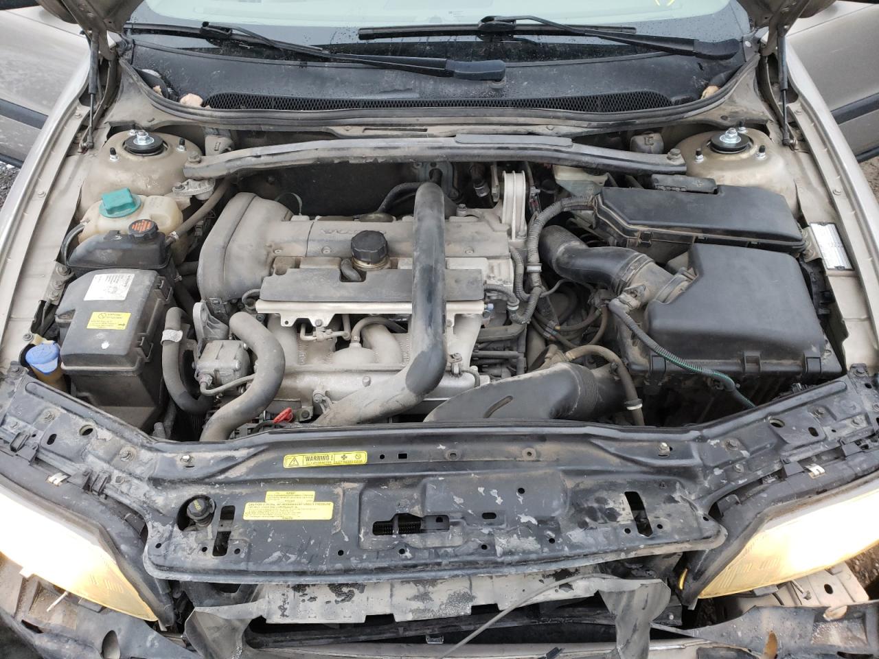 Photo 12 from auction – 2002 VOLVO V70 2.4T with VIN YV1SW58D822246355