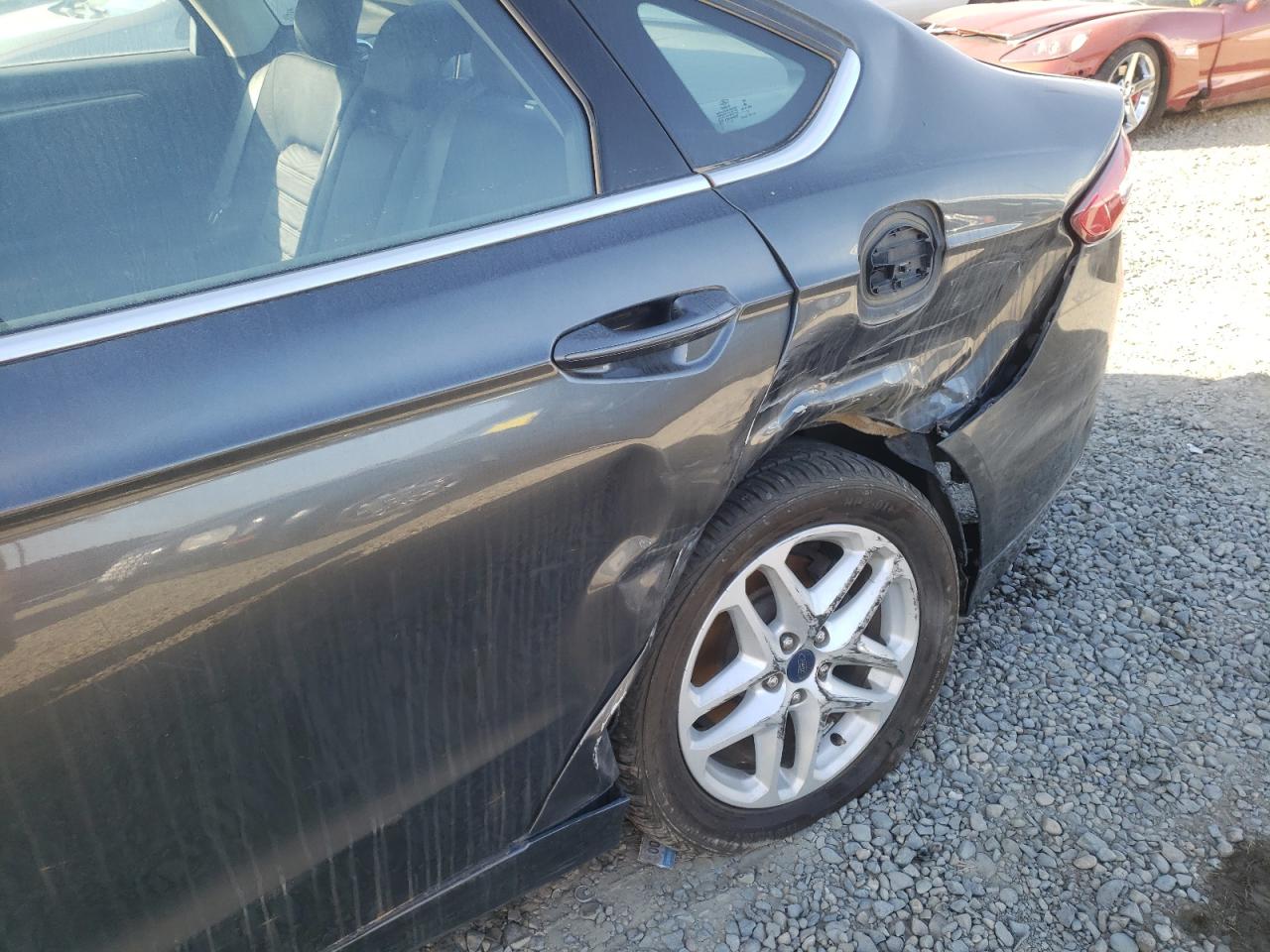 Photo 9 from auction – 2016 FORD FUSION SE with VIN 3FA6P0H72GR369255