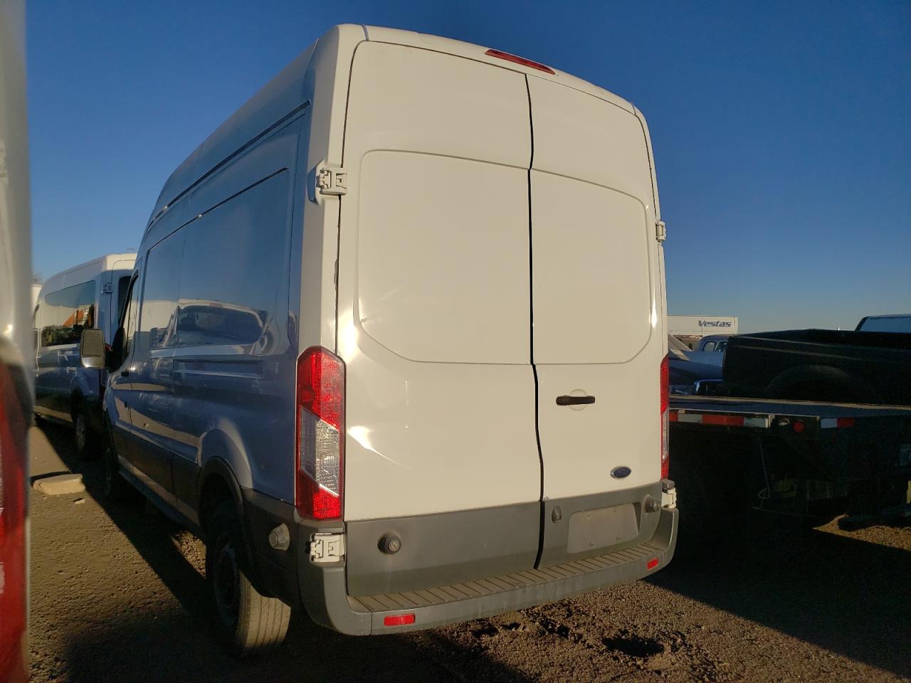 Photo 3 from auction – 2016 FORD TRANSIT T- with VIN 1FTYR2XM7GKB45354
