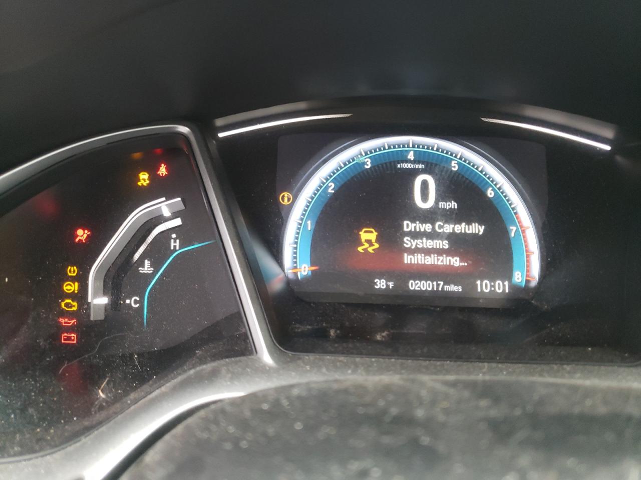 Photo 8 from auction – 2018 HONDA CIVIC EX with VIN 2HGFC2F70JH591592