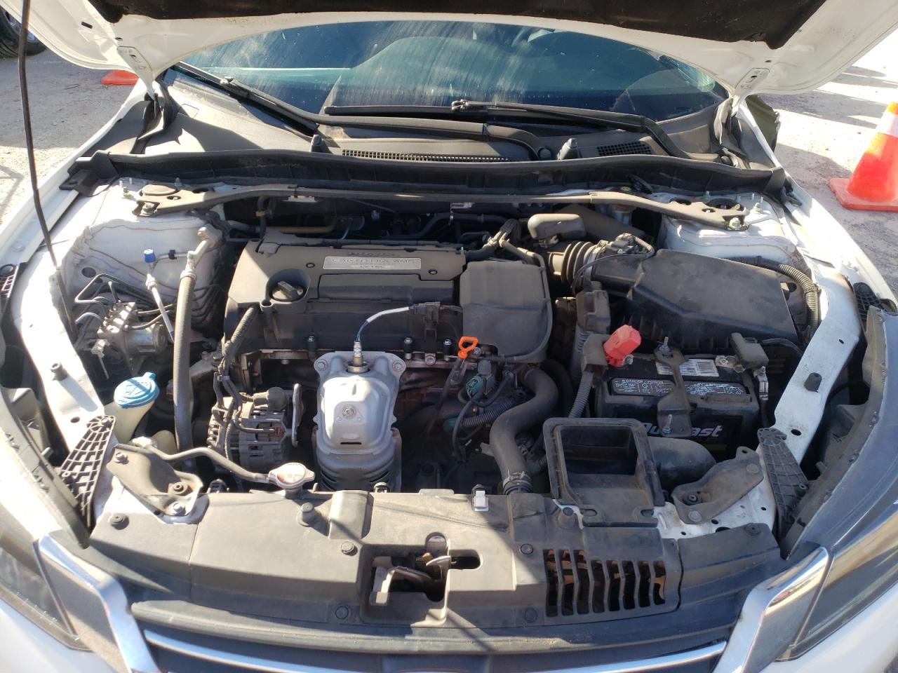 Photo 7 from auction – 2015 HONDA ACCORD SPO with VIN 1HGCR2F52FA217359