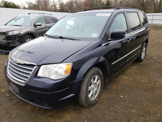 Photo 2 from auction – 2010 CHRYSLER TOWN & COU with VIN 2A4RR8D18AR320344