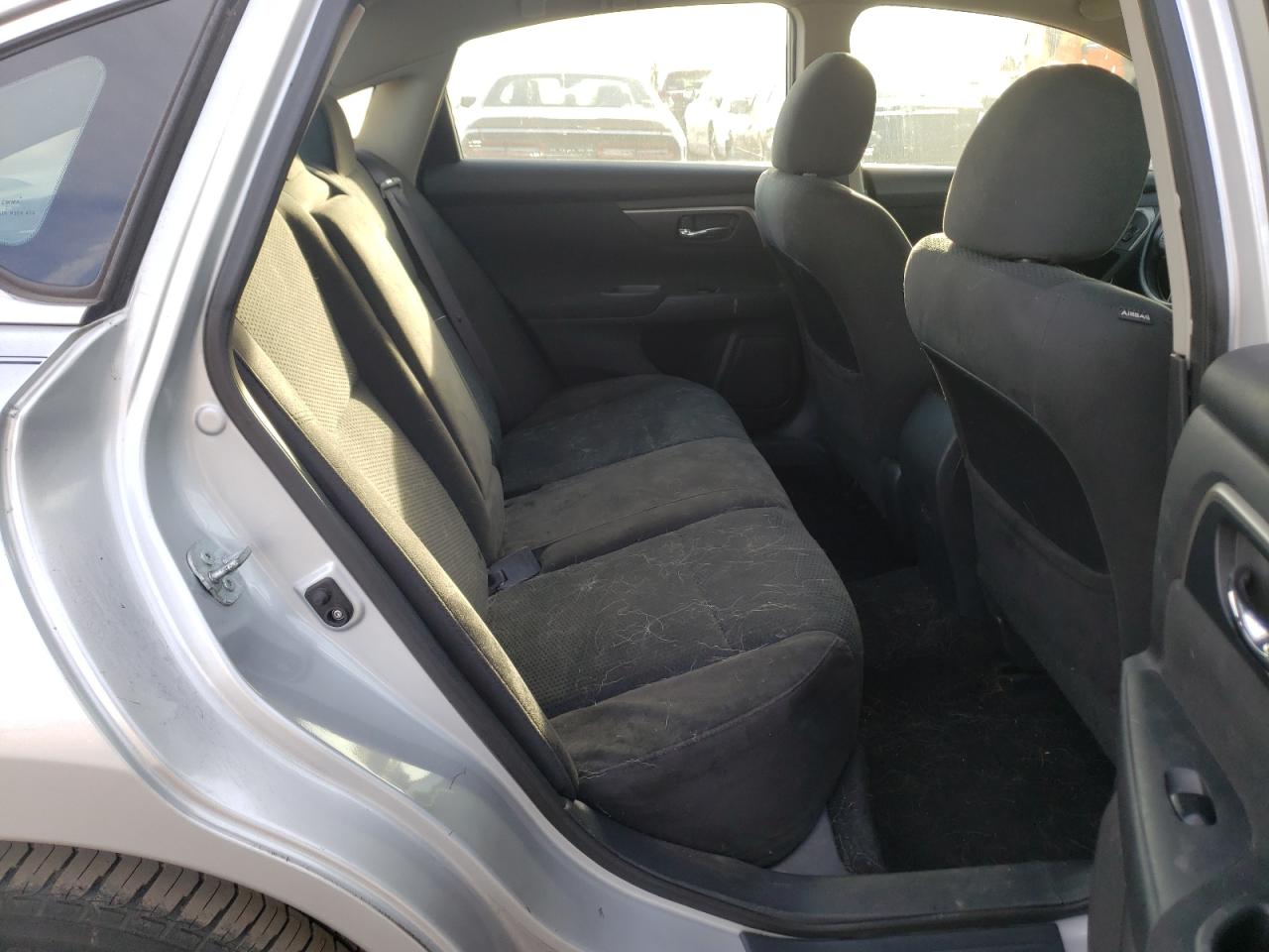 Photo 6 from auction – 2015 NISSAN ALTIMA 2.5 with VIN 1N4AL3AP2FC175274
