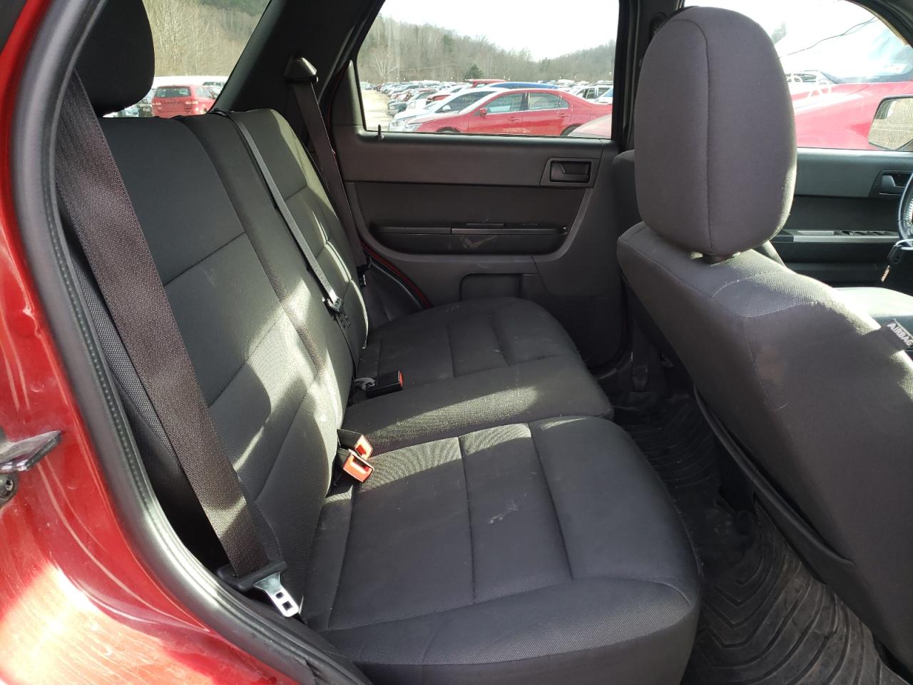 Photo 6 from auction – 2011 FORD ESCAPE XLT with VIN 1FMCU9DG7BKB44998