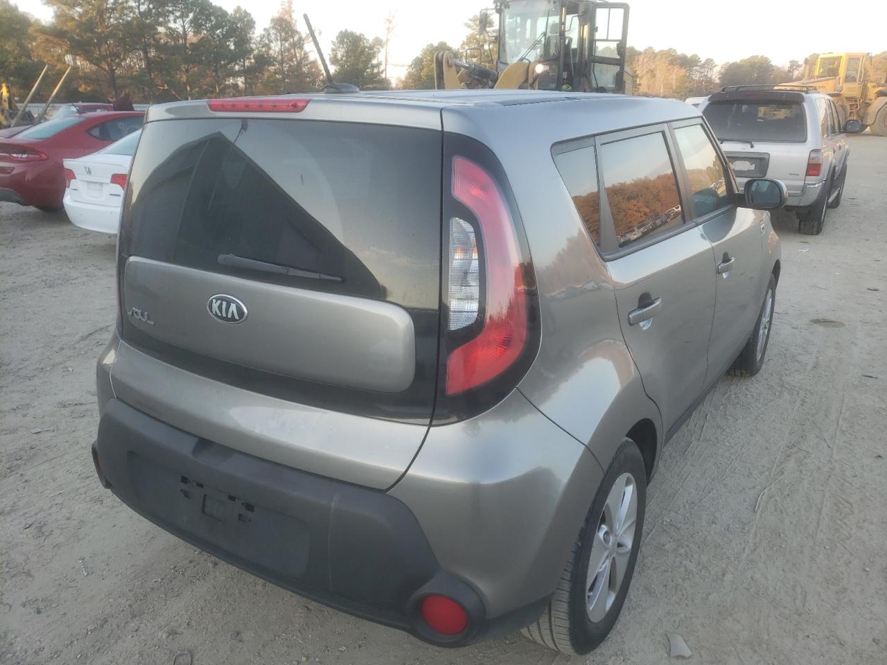 Photo 4 from auction – 2016 KIA SOUL with VIN KNDJN2A24G7281870