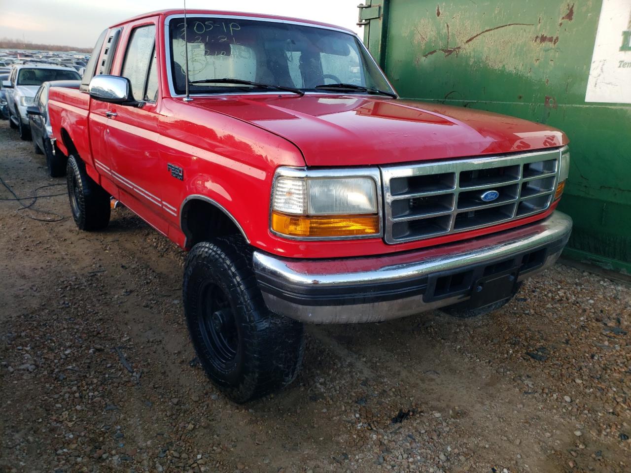 FORD F250 1997 with VIN 1FTHX26G7VEA18570 - Photo from auction