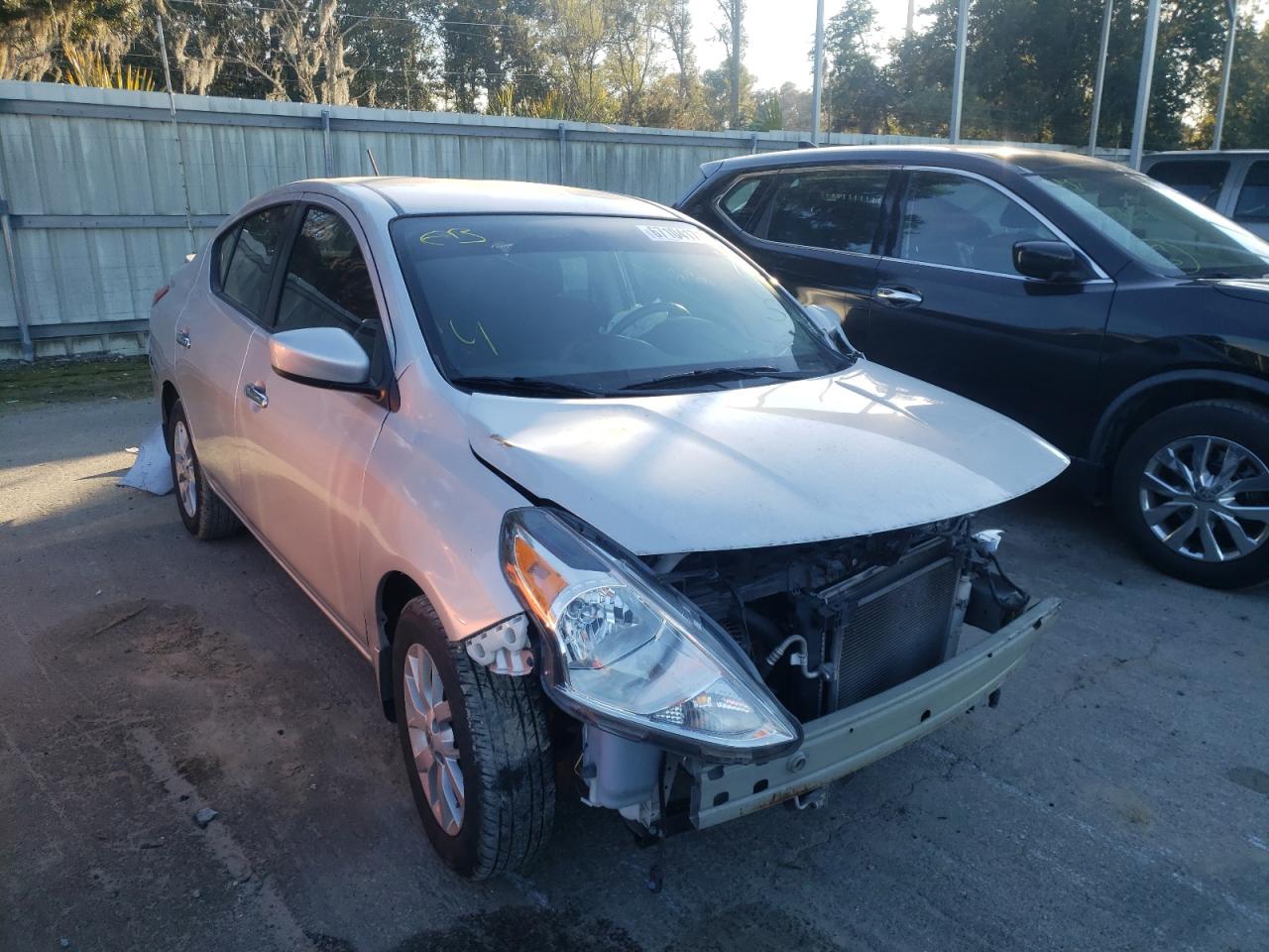 NISSAN VERSA S 2019 with VIN 3N1CN7AP1KL831437 - Photo from auction
