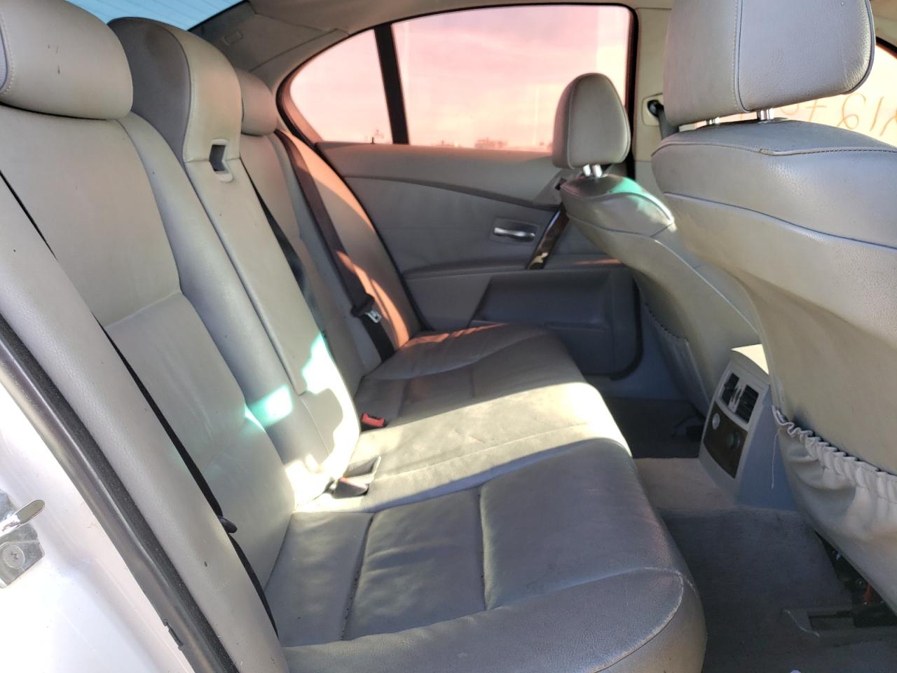 Photo 6 from auction – 2005 BMW 530 I with VIN WBANA73505CR59632