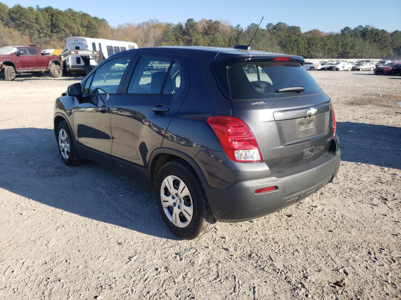 Photo 3 from auction – 2016 CHEVROLET TRAX LS with VIN 3GNCJKSB4GL279252