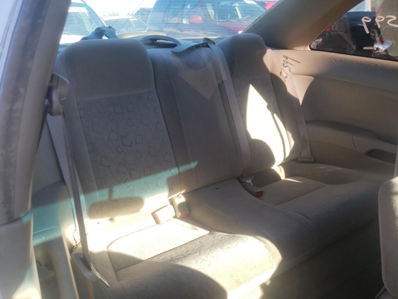 Photo 6 from auction – 2002 HONDA CIVIC EX with VIN 1HGEM21922L069553