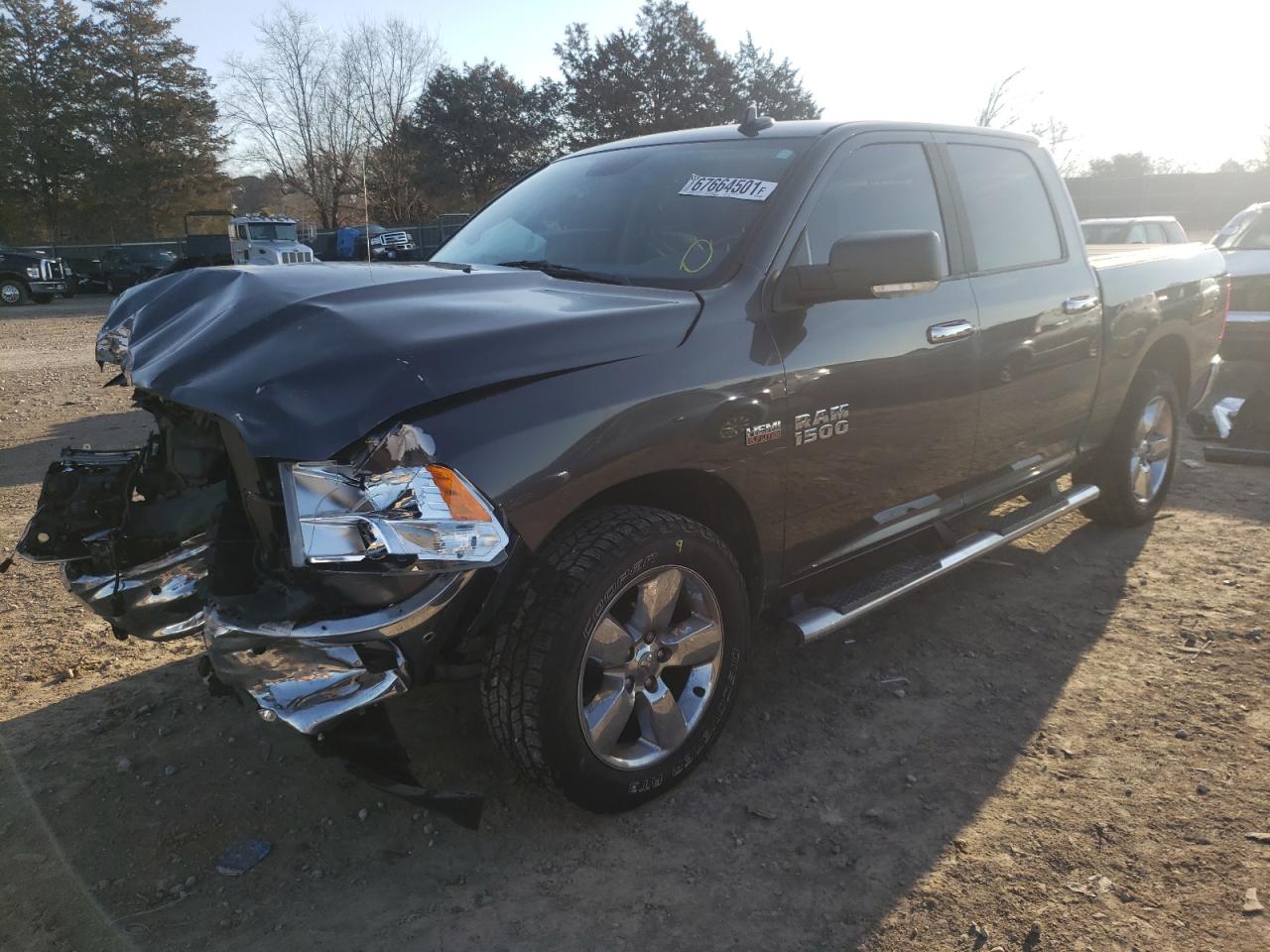 Photo 2 from auction – 2018 RAM 1500 SLT with VIN 3C6RR7LT1JG227536