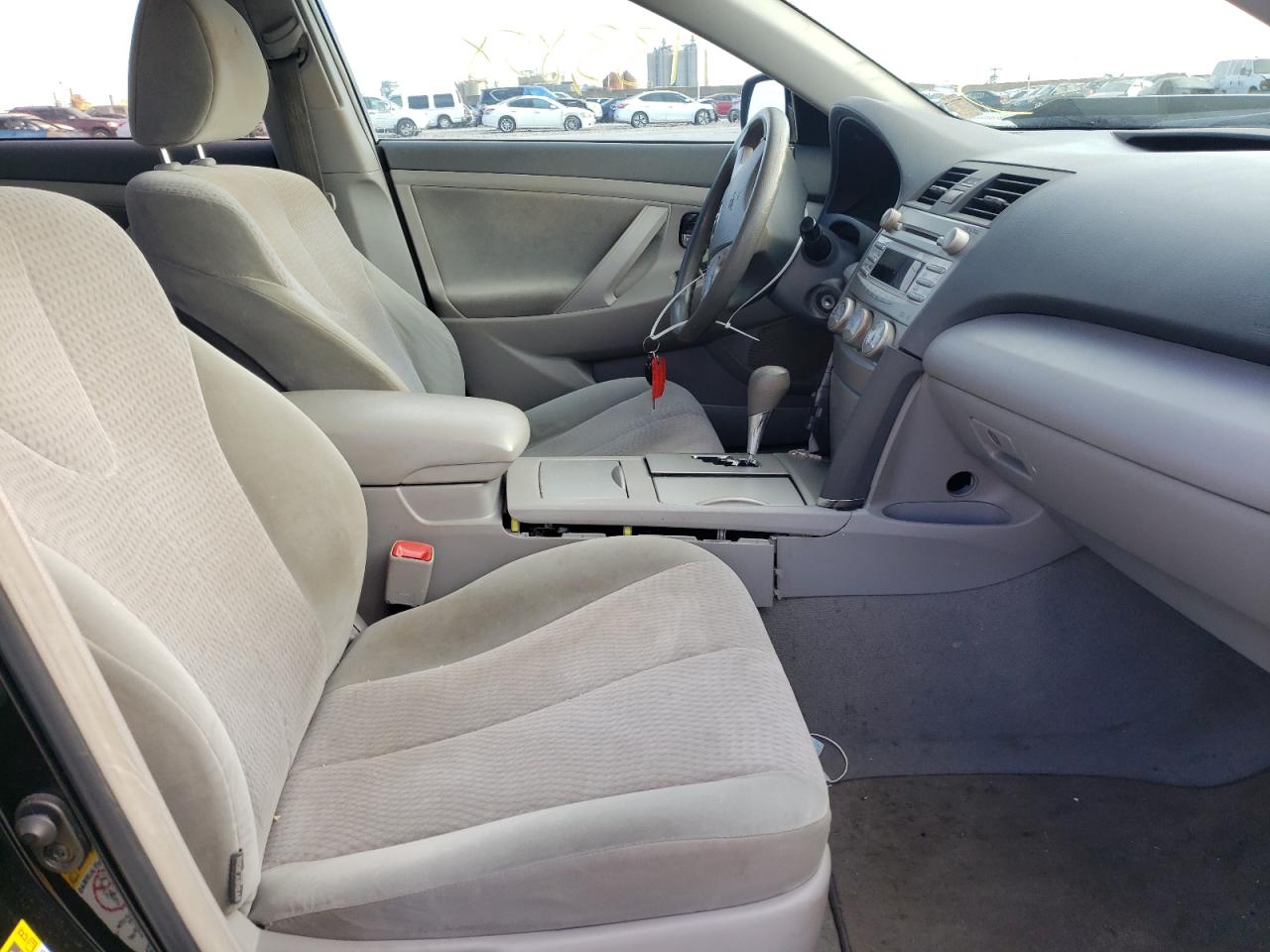 Photo 5 from auction – 2011 TOYOTA CAMRY BASE with VIN 4T4BF3EK1BR099461