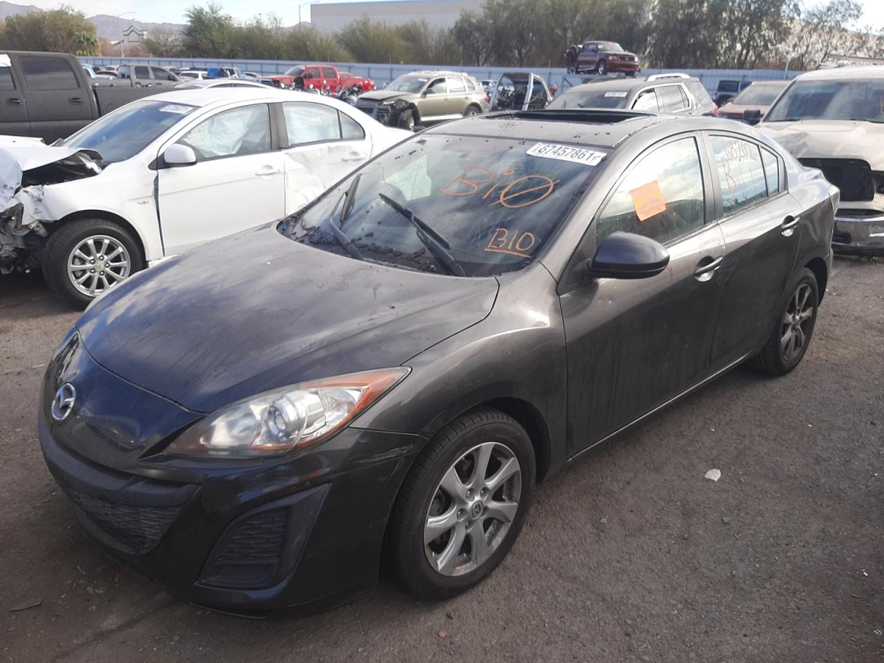 Photo 2 from auction – 2010 MAZDA 3 I with VIN JM1BL1SG8A1293464