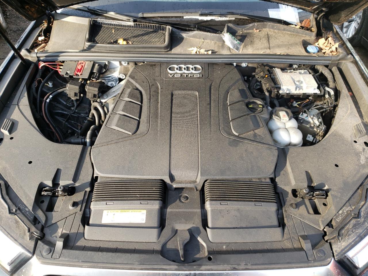 Photo 7 from auction – 2018 AUDI Q7 PREMIUM with VIN WA1AAAF73JD037415