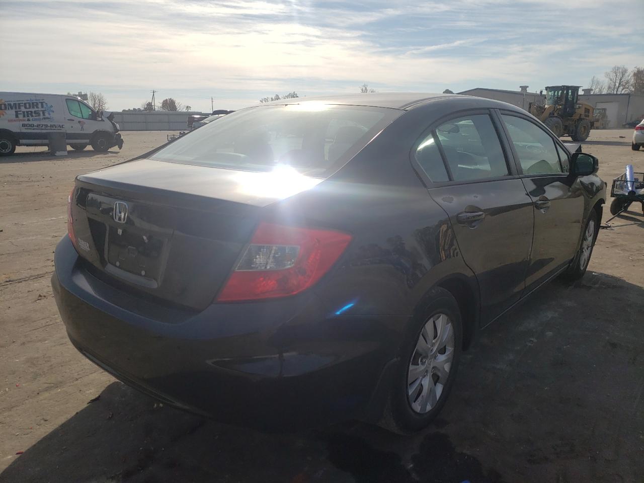 Photo 4 from auction – 2012 HONDA CIVIC LX with VIN 2HGFB2F59CH581096