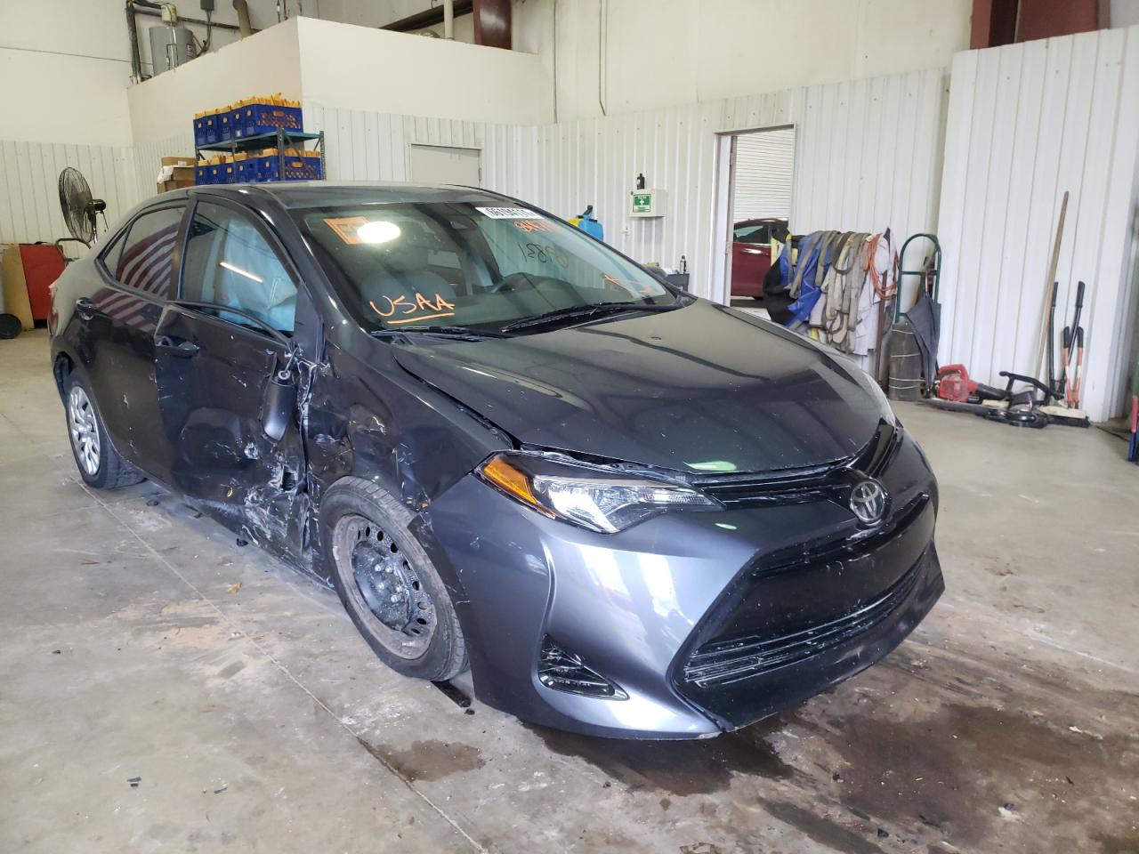 TOYOTA COROLLA L 2018 with VIN 5YFBURHE4JP844714 - Photo from auction