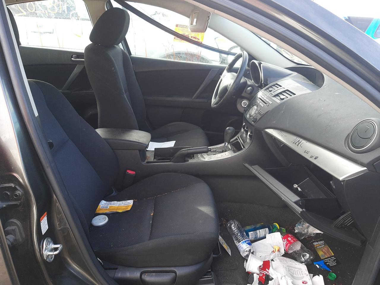 Photo 5 from auction – 2010 MAZDA 3 I with VIN JM1BL1SG8A1293464