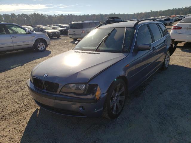 Photo 2 from auction – 2002 BMW 325 IT with VIN WBAEN33402PC10812