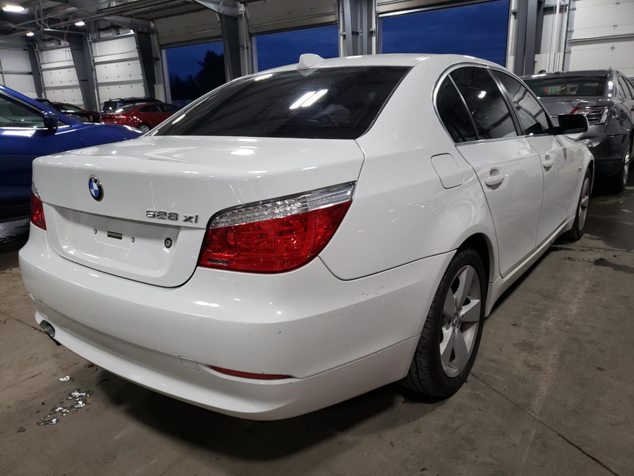 Photo 4 from auction – 2008 BMW 528 XI with VIN WBANV13598CZ57674