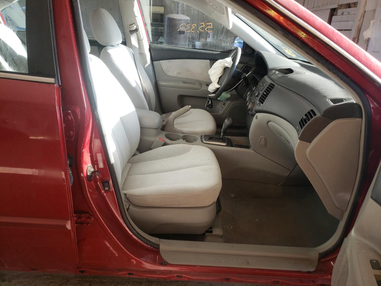 Photo 5 from auction – 2006 KIA OPTIMA LX with VIN KNAGE123165054588