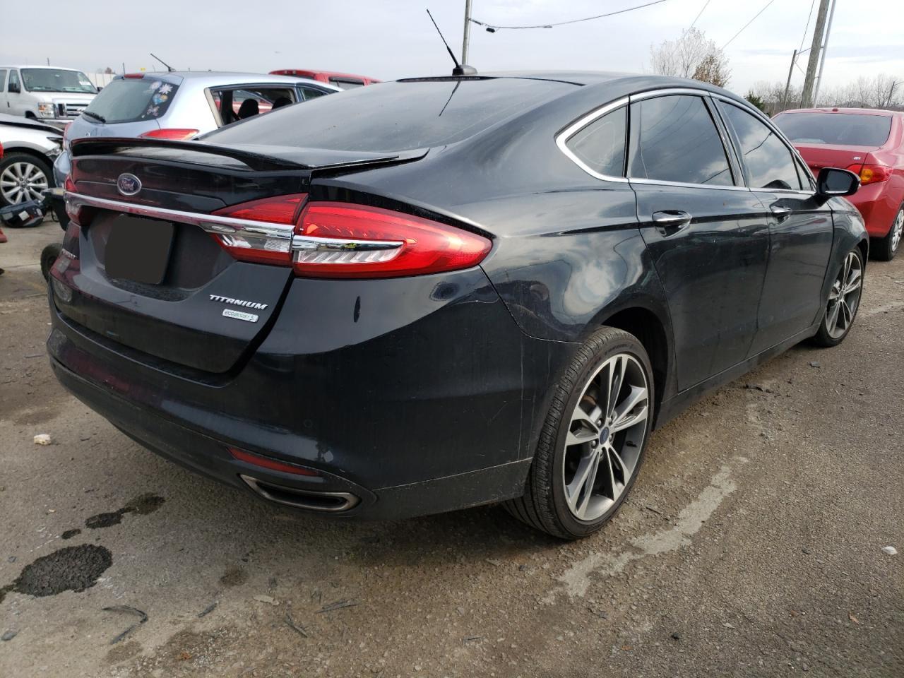 Photo 4 from auction – 2017 FORD FUSION TIT with VIN 3FA6P0K95HR185522