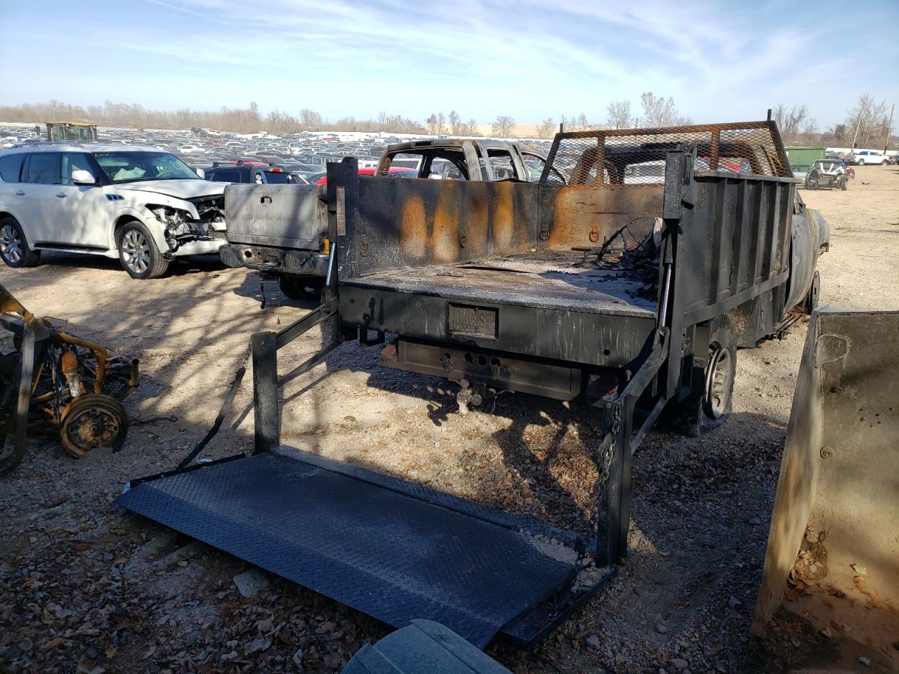 Photo 4 from auction – 2009 CHEVROLET SILVERADO with VIN 1GBHC74K49E137493