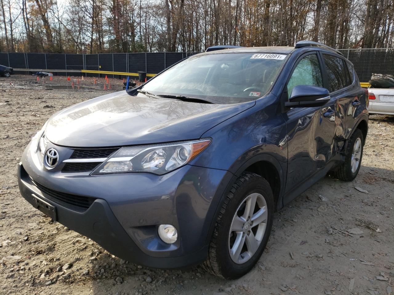 Photo 2 from auction – 2013 TOYOTA RAV4 XLE with VIN 2T3WFREV0DW010904