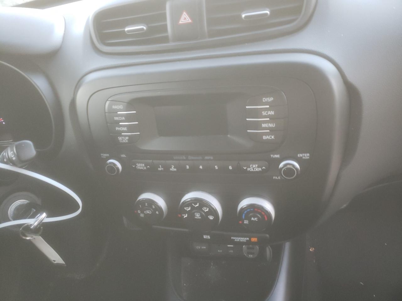 Photo 9 from auction – 2016 KIA SOUL with VIN KNDJN2A24G7281870