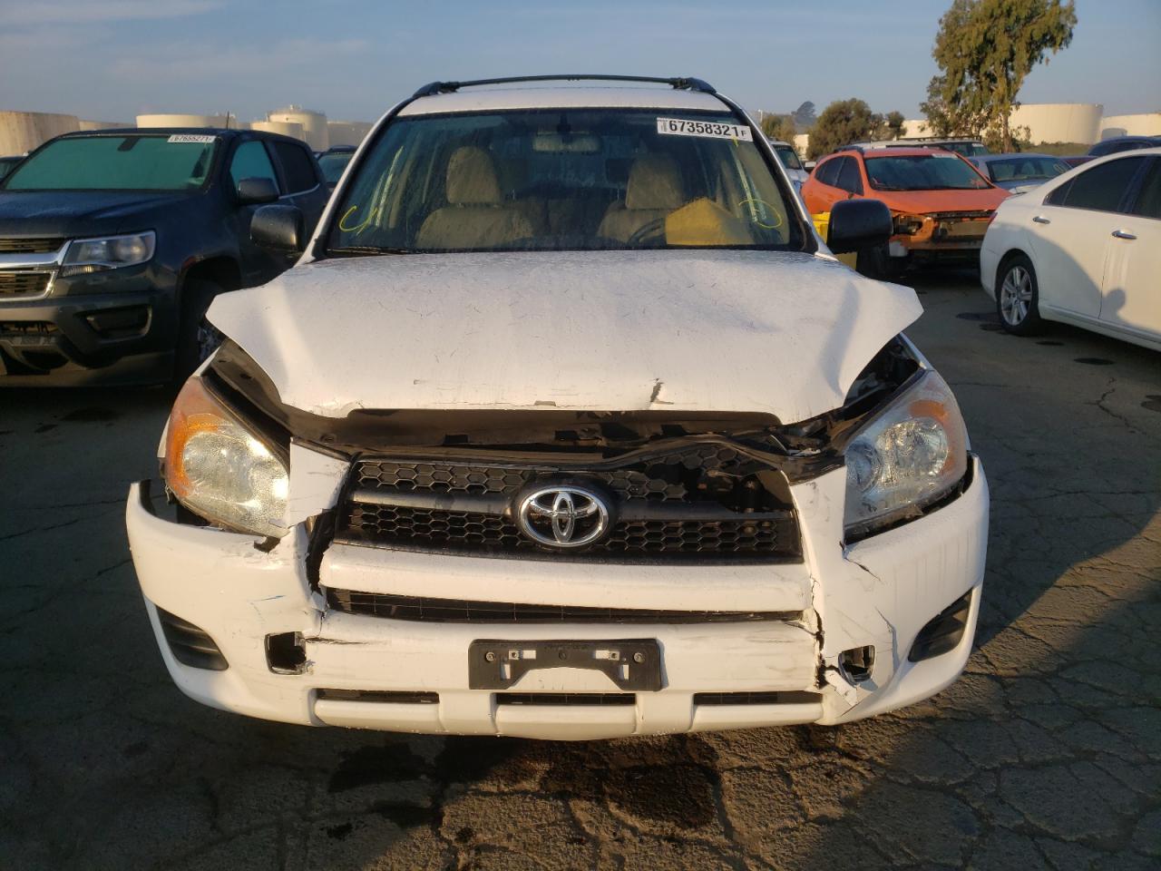 Photo 9 from auction – 2011 TOYOTA RAV4 with VIN JTMZF4DV1B5037969