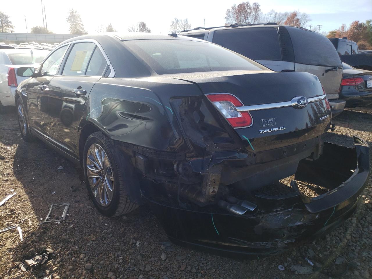 Photo 3 from auction – 2011 FORD TAURUS LIM with VIN 1FAHP2FW8BG141999