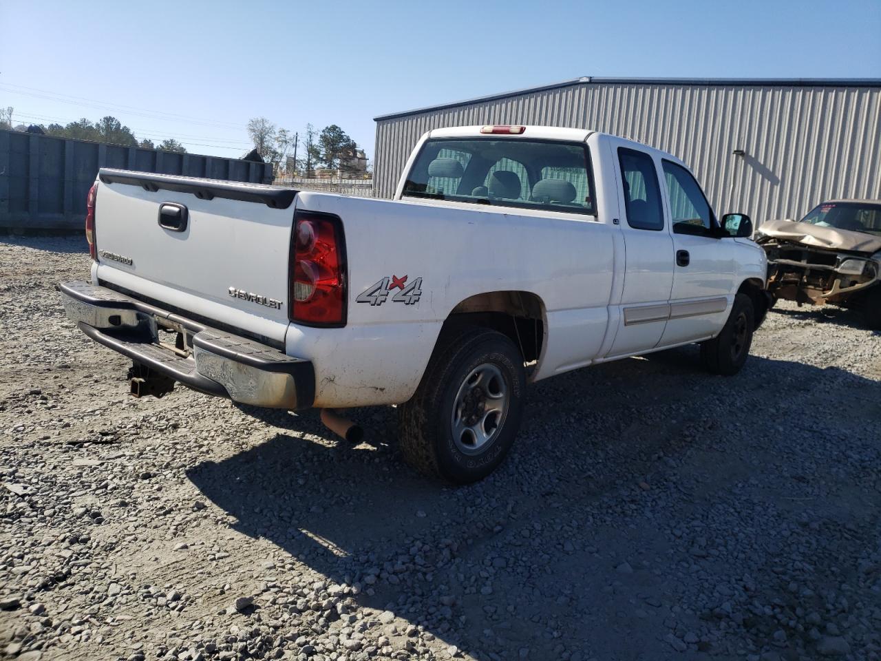 Photo 4 from auction – 2004 CHEVROLET SILVERADO with VIN 1GCEK19T94E351856