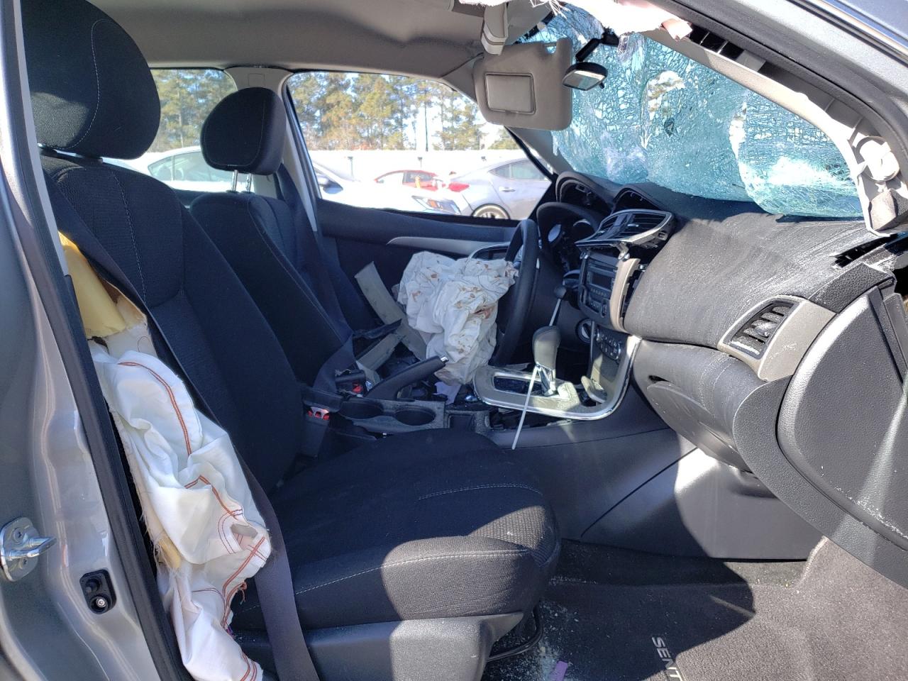Photo 5 from auction – 2014 NISSAN SENTRA S with VIN 3N1AB7AP3EY236001