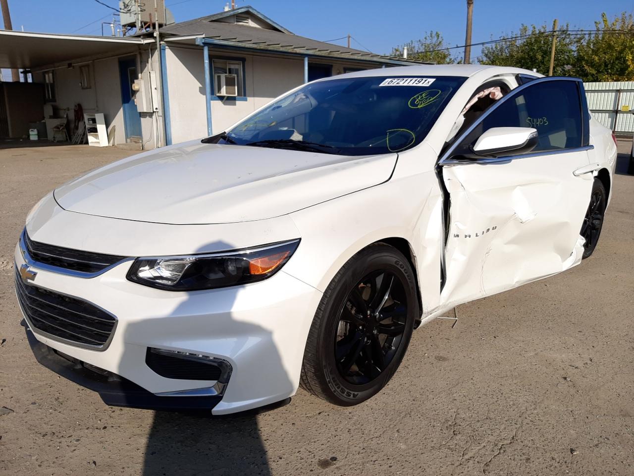 Photo 2 from auction – 2017 CHEVROLET MALIBU LT with VIN 1G1ZE5ST4HF122133