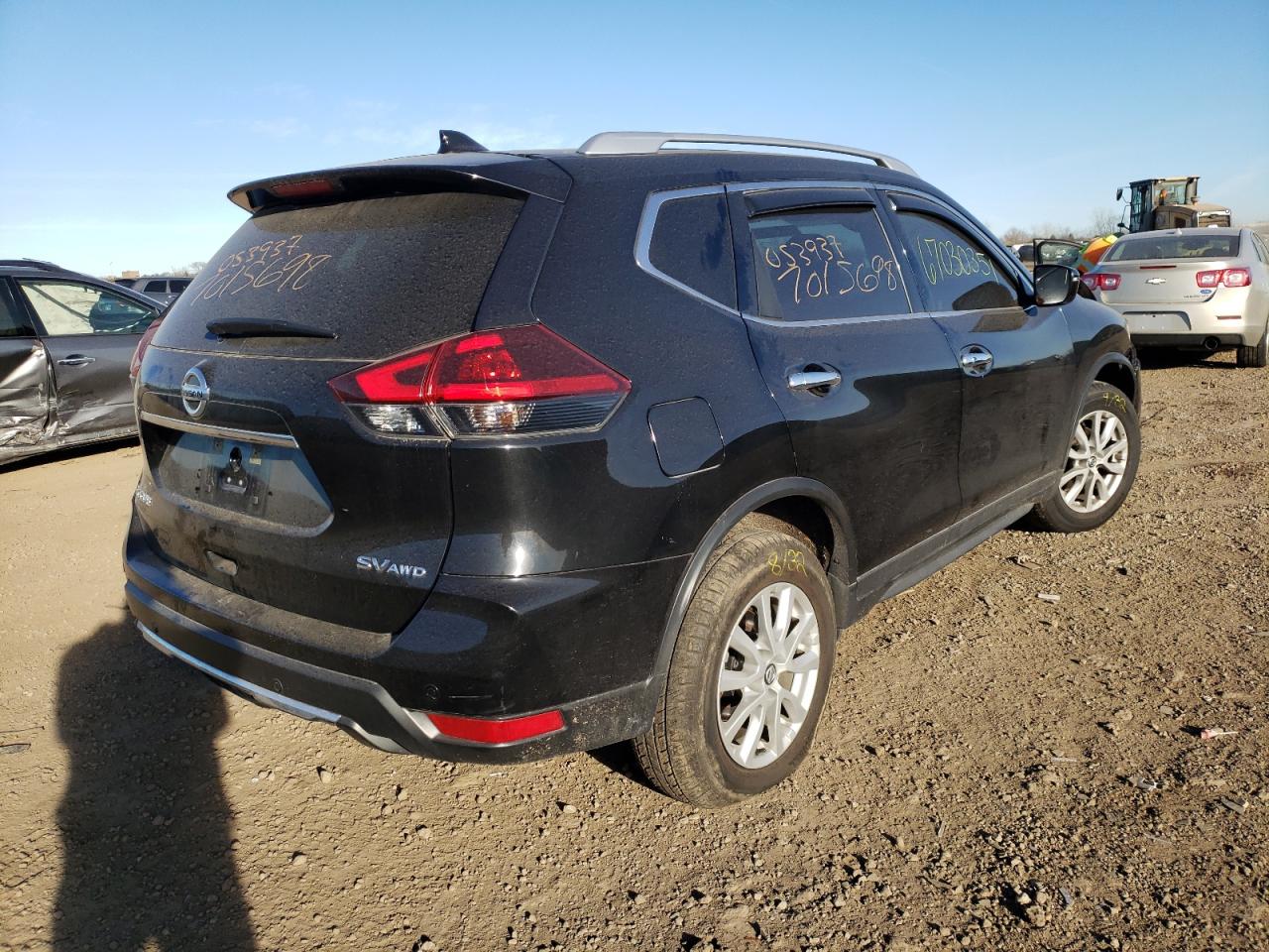 Photo 4 from auction – 2020 NISSAN ROGUE S with VIN KNMAT2MV5LP511499