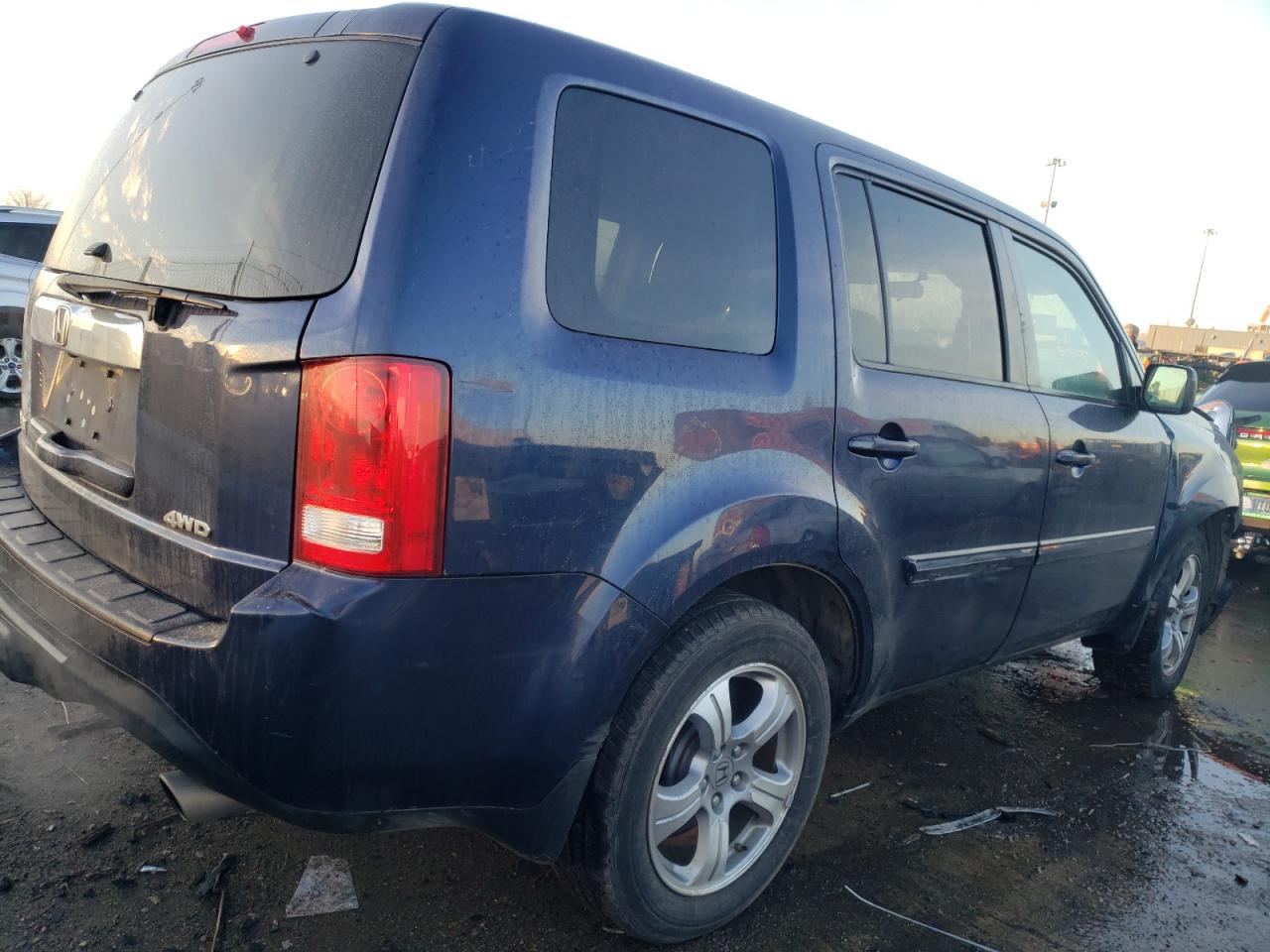 Photo 4 from auction – 2014 HONDA PILOT EX with VIN 5FNYF4H49EB047228