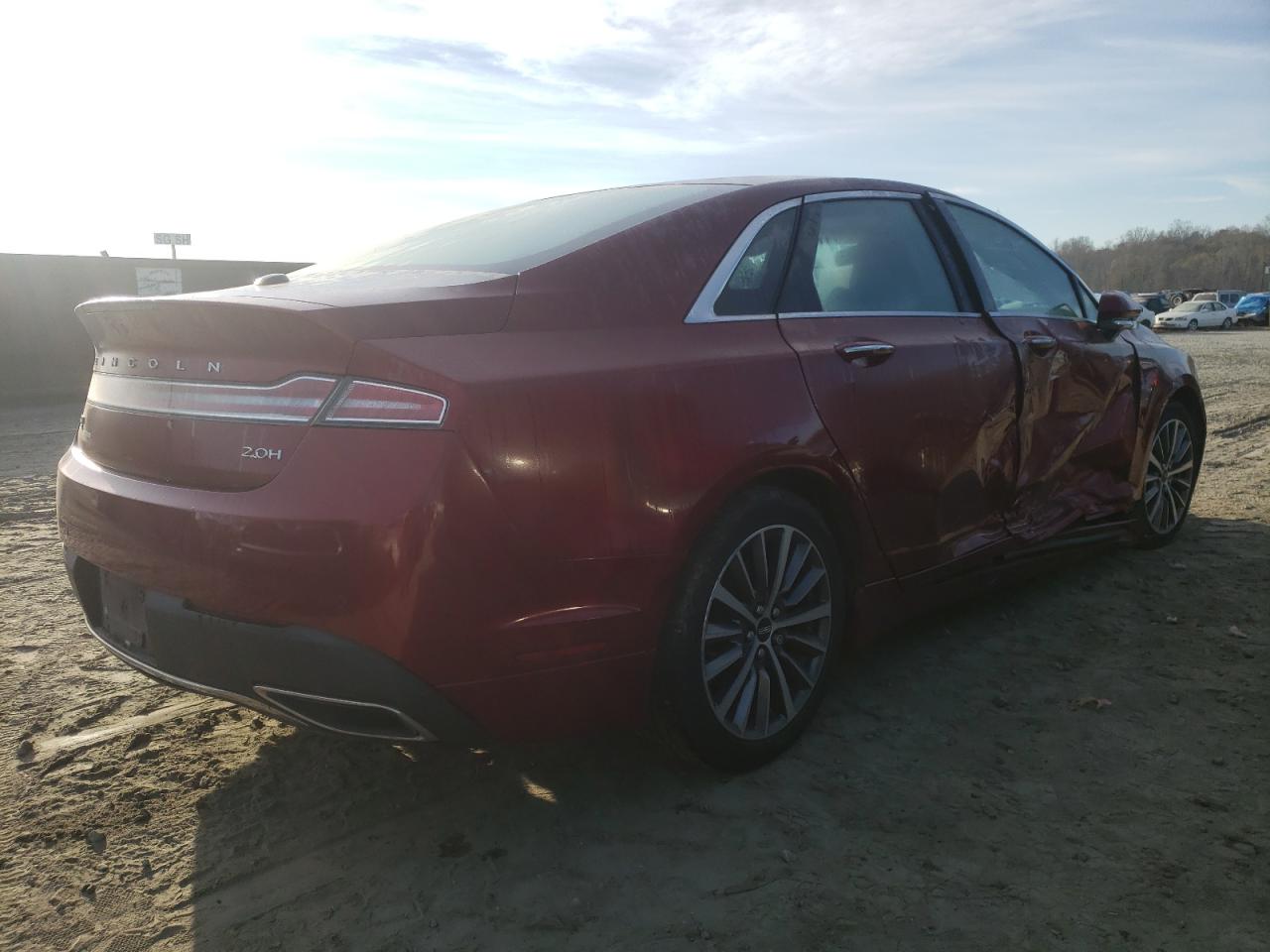 Photo 4 from auction – 2017 LINCOLN MKZ HYBRID with VIN 3LN6L5LU7HR602995
