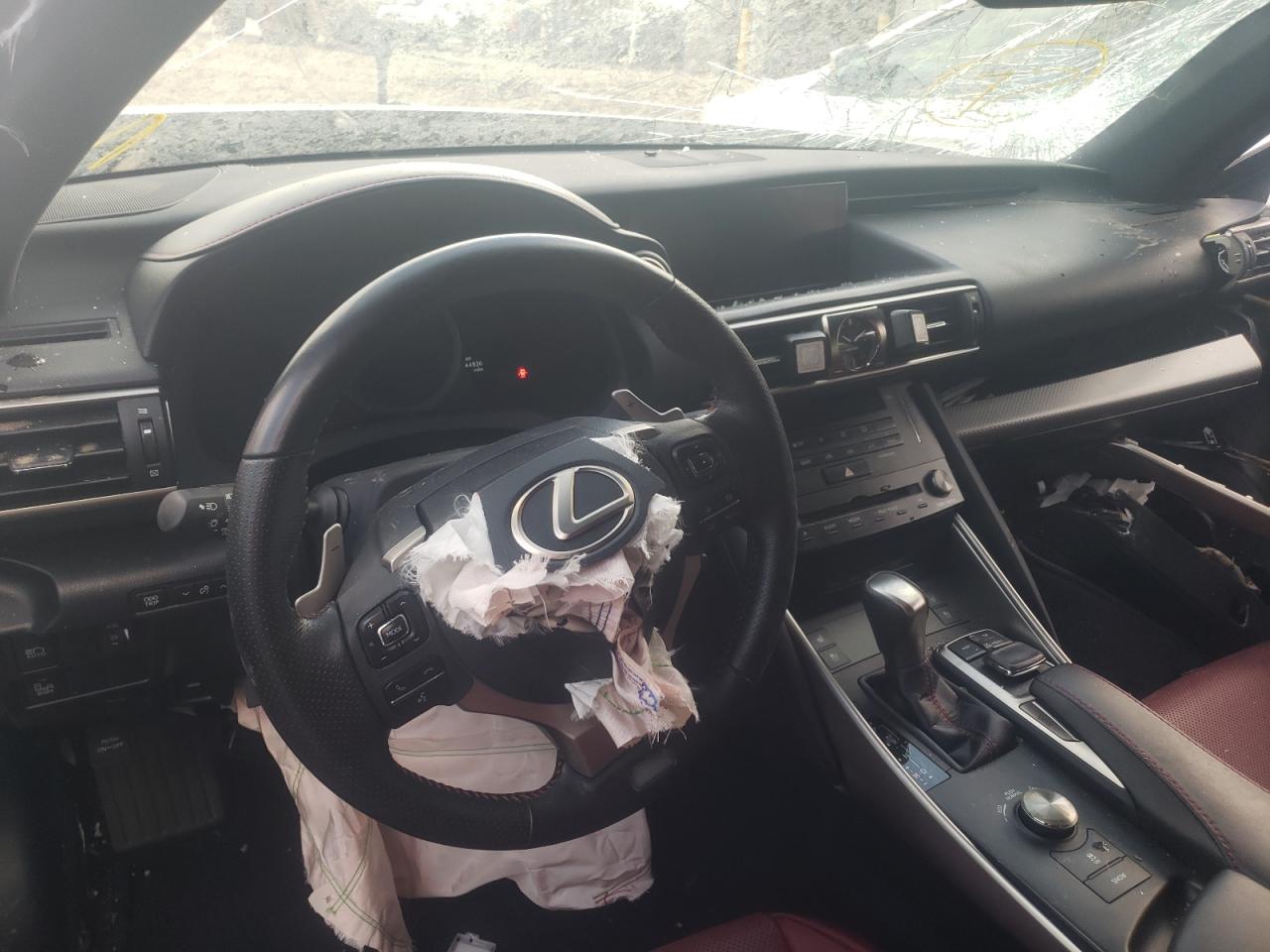 Photo 9 from auction – 2018 LEXUS IS 300 with VIN JTHBA1D25J5075173