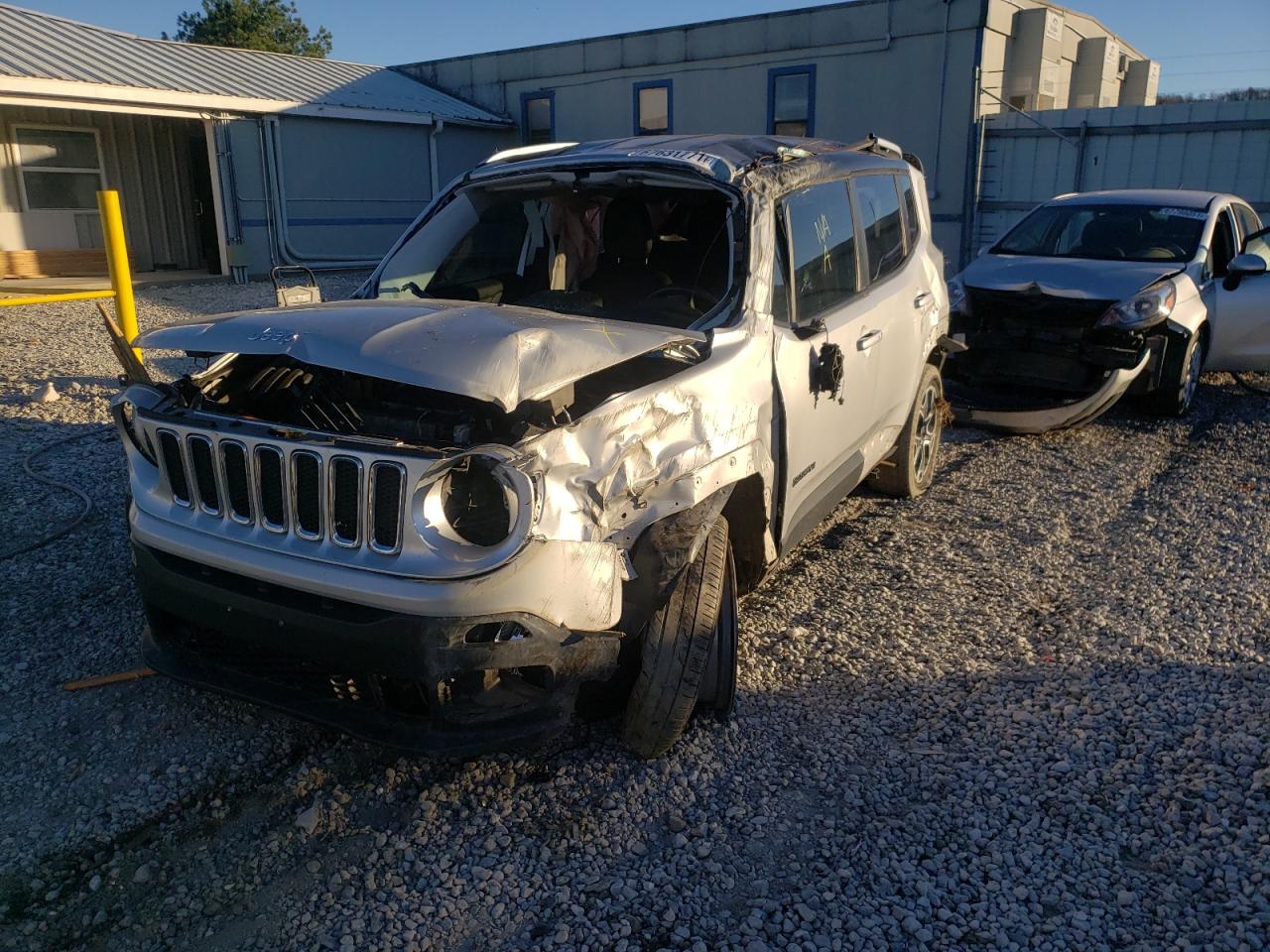 Photo 9 from auction – 2016 JEEP RENEGADE L with VIN ZACCJBDT6GPD23368