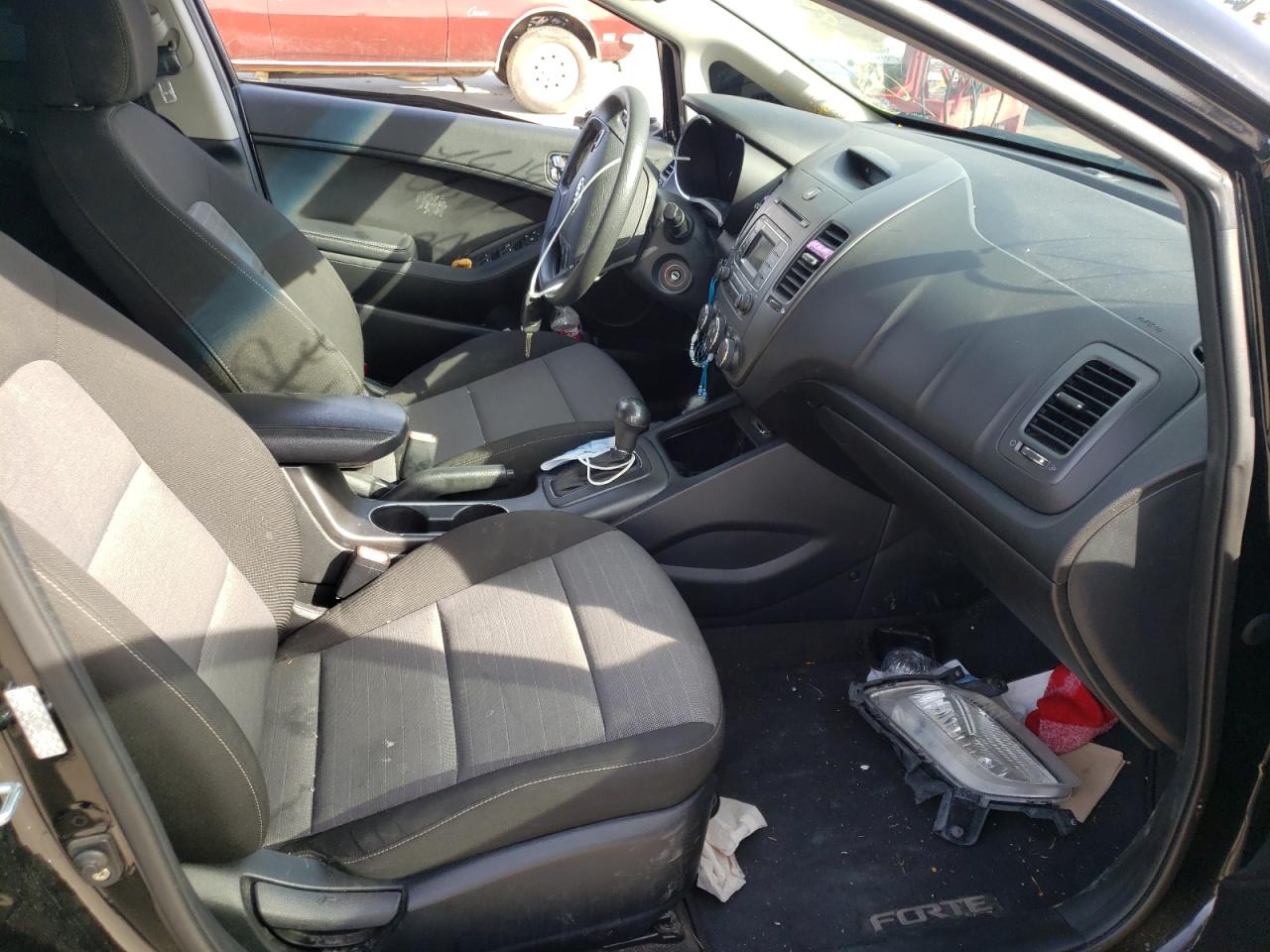 Photo 5 from auction – 2016 KIA FORTE LX with VIN KNAFK5A87G5581867