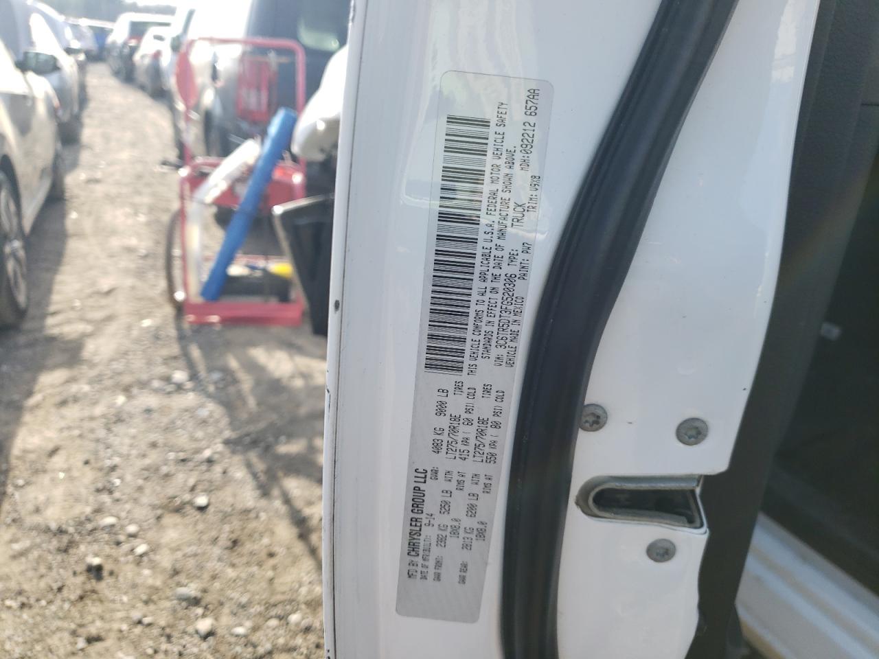 Photo 10 from auction – 2015 RAM 2500 SLT with VIN 3C6TR5DT3FG520306