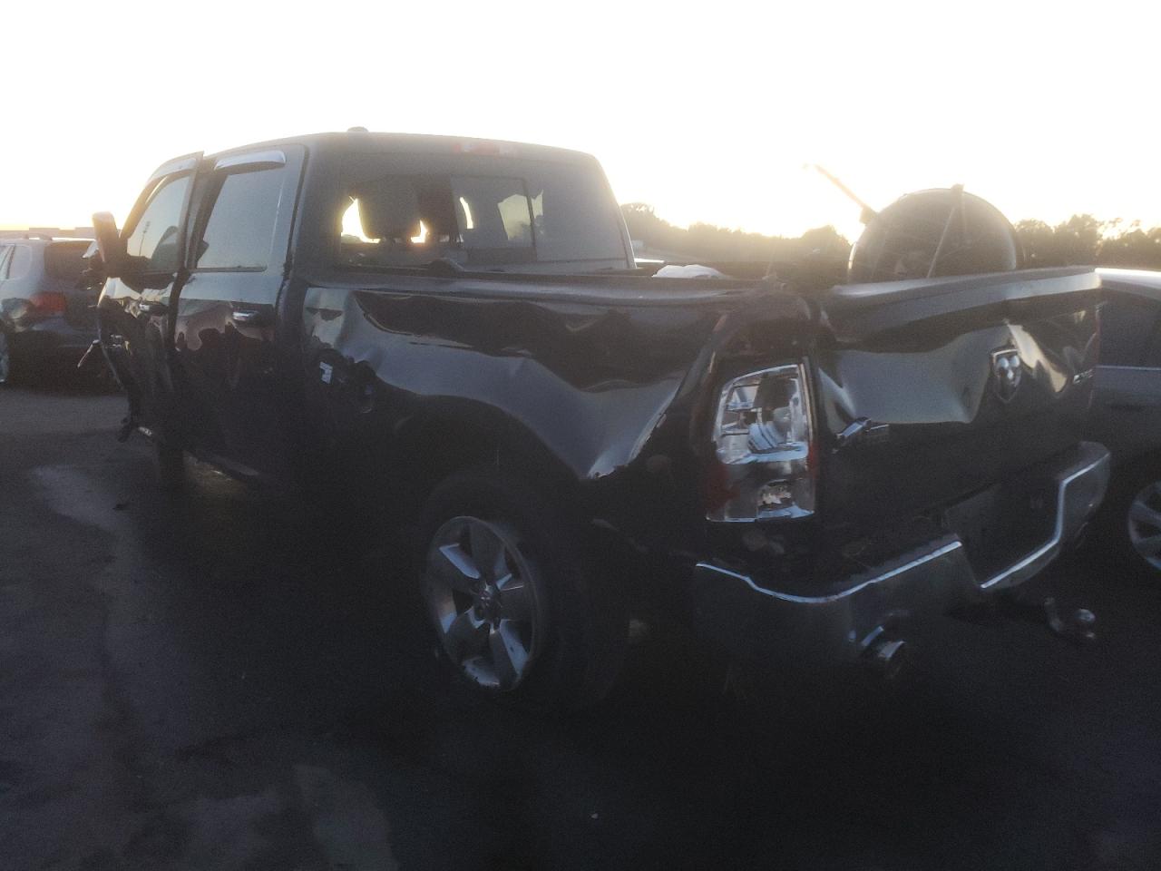 Photo 3 from auction – 2015 RAM 1500 SLT with VIN 1C6RR7TM7FS677636