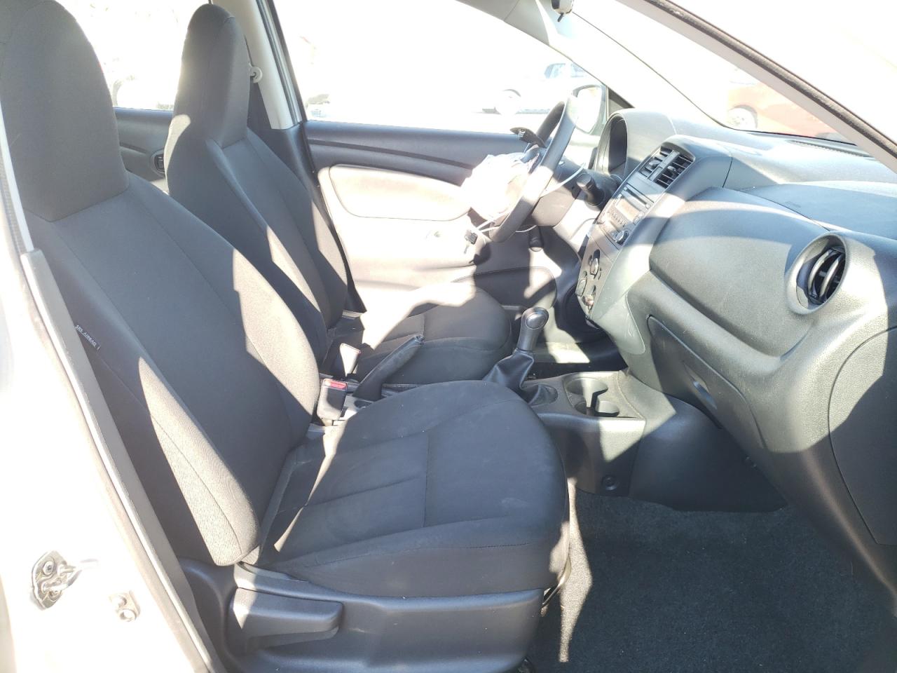 Photo 5 from auction – 2016 NISSAN VERSA S with VIN 3N1CN7AP8GL880853