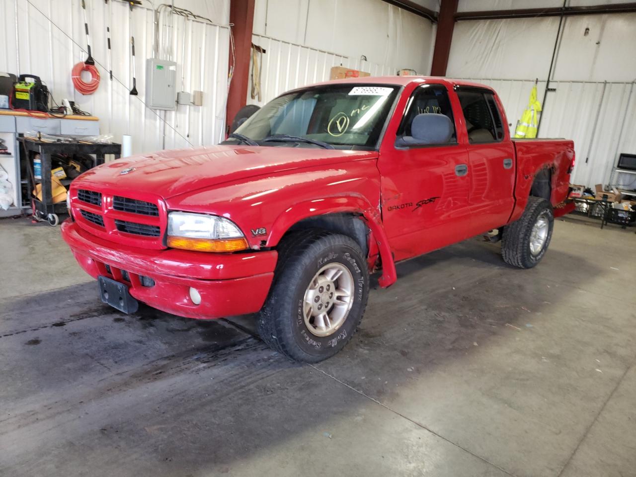 Photo 2 from auction – 2000 DODGE DAKOTA QUA with VIN 1B7GL2AN2YS606993