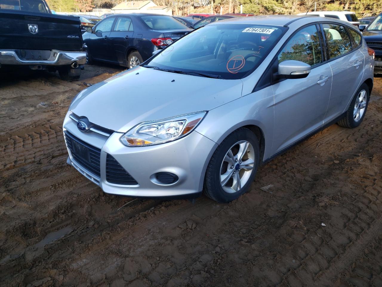 Photo 2 from auction – 2013 FORD FOCUS SE with VIN 1FADP3K2XDL107533
