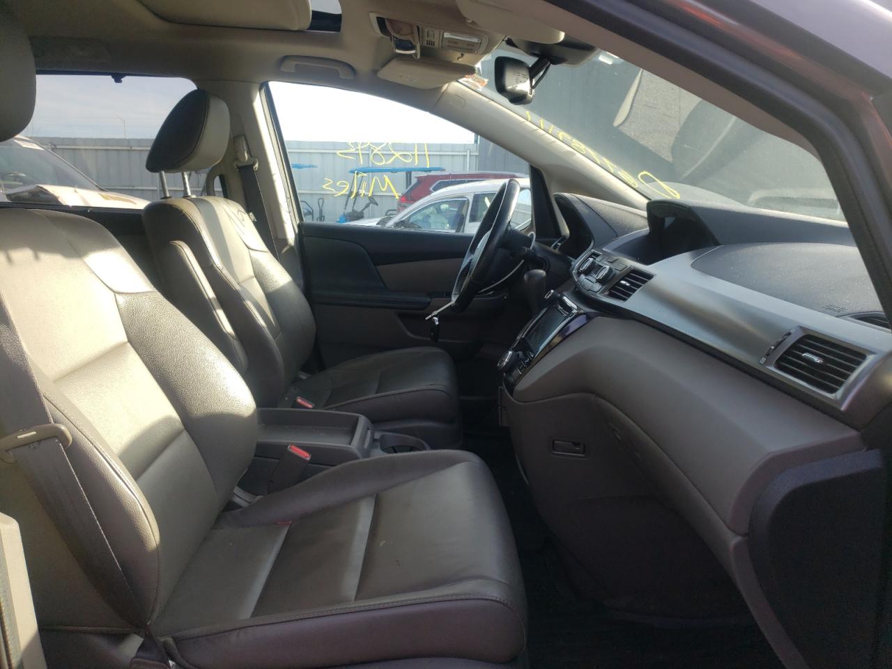 Photo 5 from auction – 2015 HONDA ODYSSEY EX with VIN 5FNRL5H69FB096189