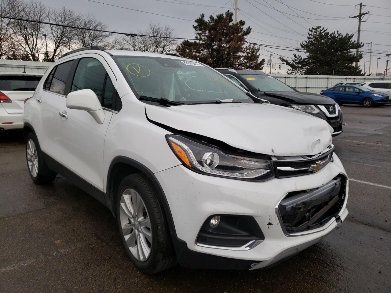 CHEVROLET TRAX PREMI 2017 with VIN 3GNCJMSB4HL234972 - Photo from auction