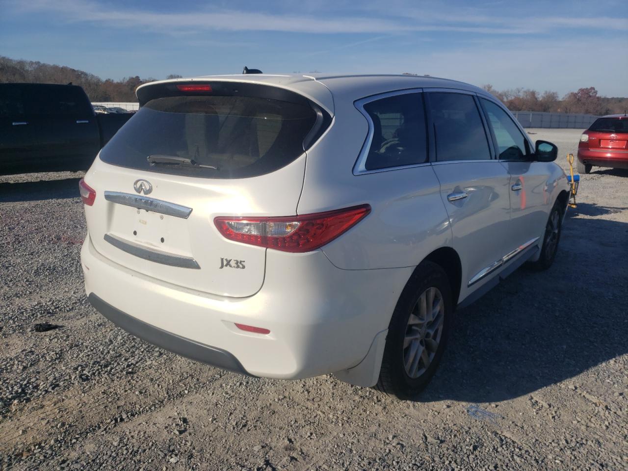 Photo 4 from auction – 2013 INFINITI JX35 with VIN 5N1AL0MN2DC353535