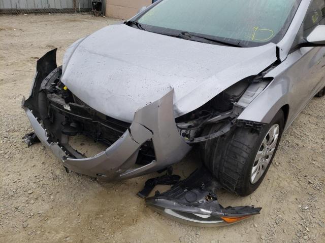 Photo 9 from auction – 2016 HYUNDAI ELANTRA SE with VIN 5NPDH4AE4GH719082