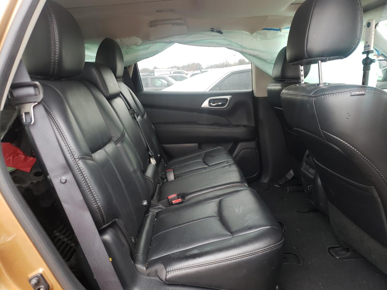 Photo 6 from auction – 2017 NISSAN PATHFINDER with VIN 5N1DR2MM6HC610362