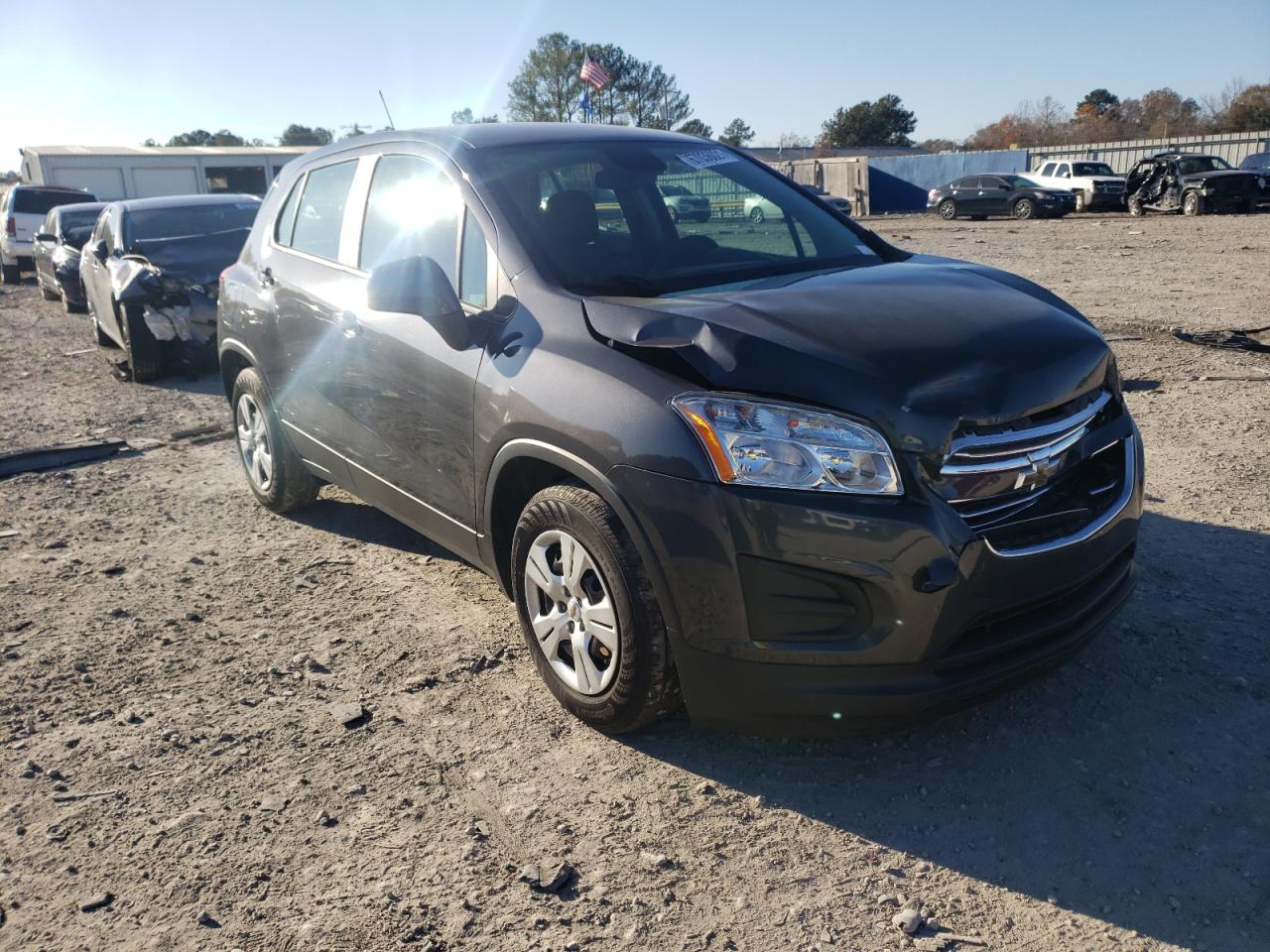 CHEVROLET TRAX LS 2016 with VIN 3GNCJKSB4GL279252 - Photo from auction
